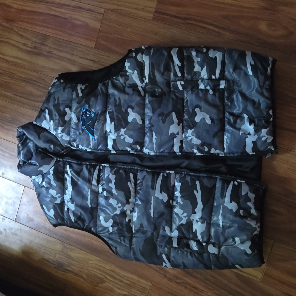 Carolina Panthers Puffer Vest Camo Gray